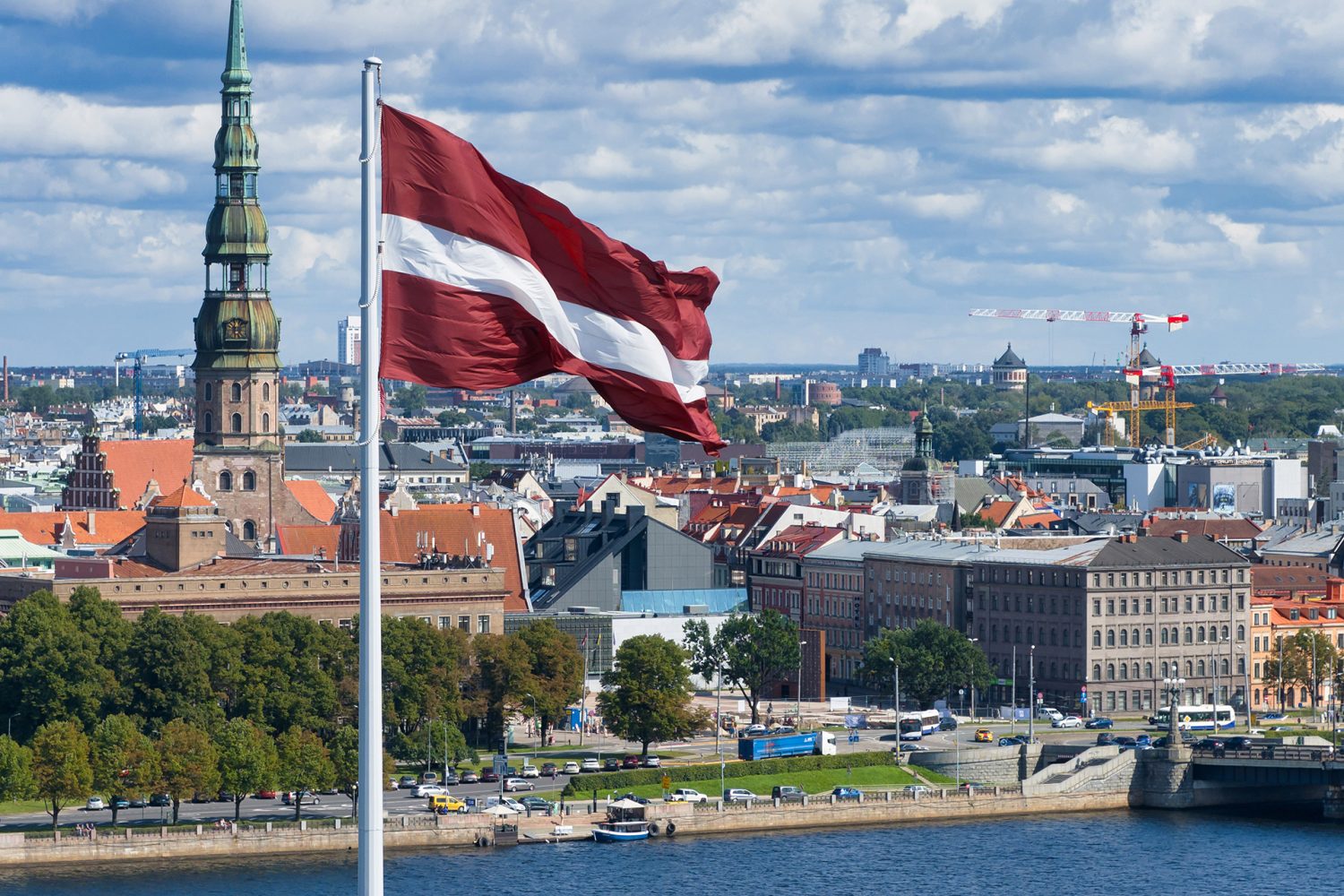 Obtaining Latvian Residence Permit for Foreigners