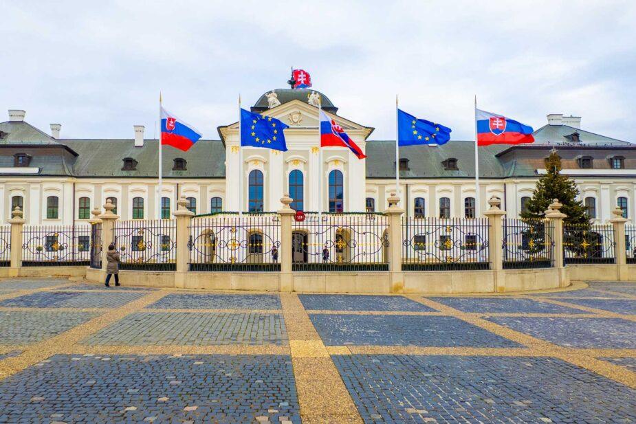 Obtaining a Slovak Residence Permit for Foreign Nationals