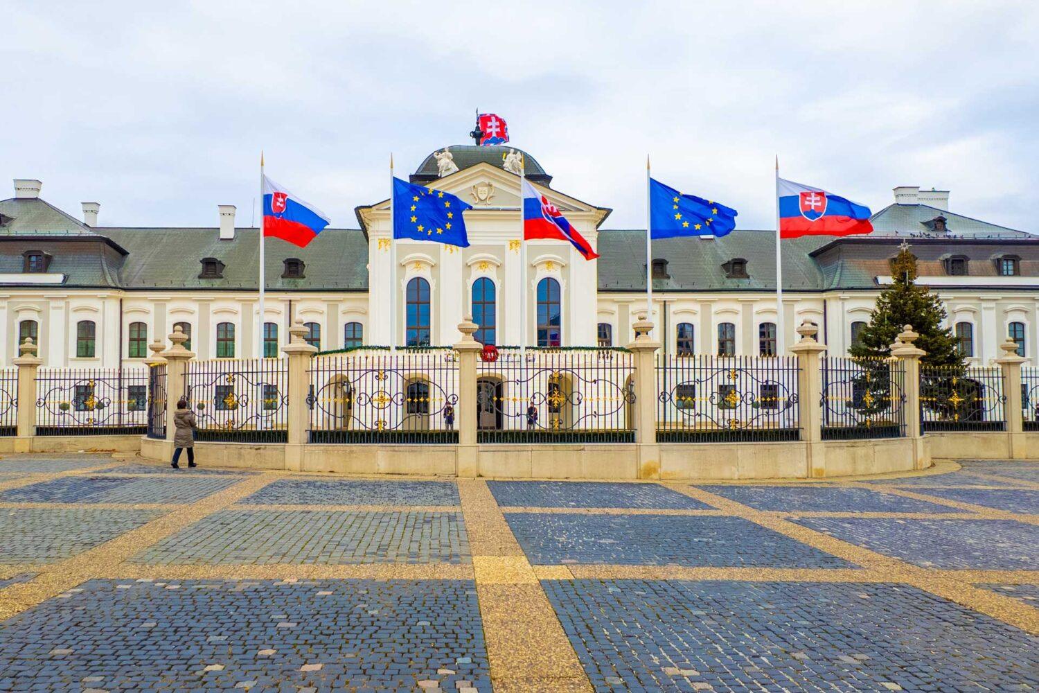 Obtaining a Slovak Residence Permit for Foreign Nationals